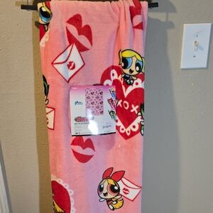 POWERPUFF GIRLS VALENTINES DAY BLANKET NWT